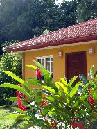 Panama Bed and Breakfast with tennis court and pool